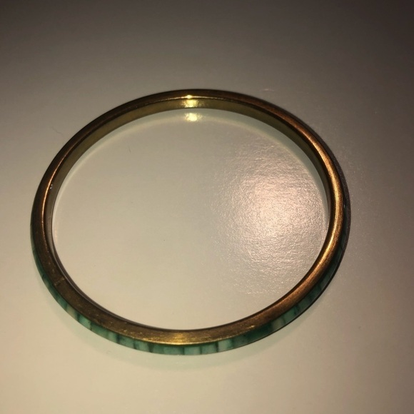 𝅺vtg 70s Brass & Dyed Bone Inlay Boho Hippie Stacking Bangle 8” / 2.6” Diameter - Picture 2 of 5